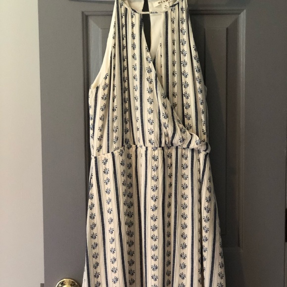 Bundle of women Dresses - Picture 6 of 13